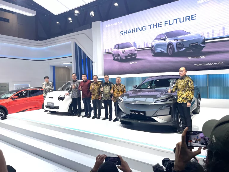 Bukan Pemain Baru, Changan Unjuk Gigi di IIMS 2026 dengan Mobil Listrik Rakitan Lokal