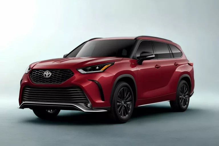 Toyota Highlander, Cek Tenaga Mesin V6 dan Kapasitas Ruang Bagasi Super Ekstra Luas!