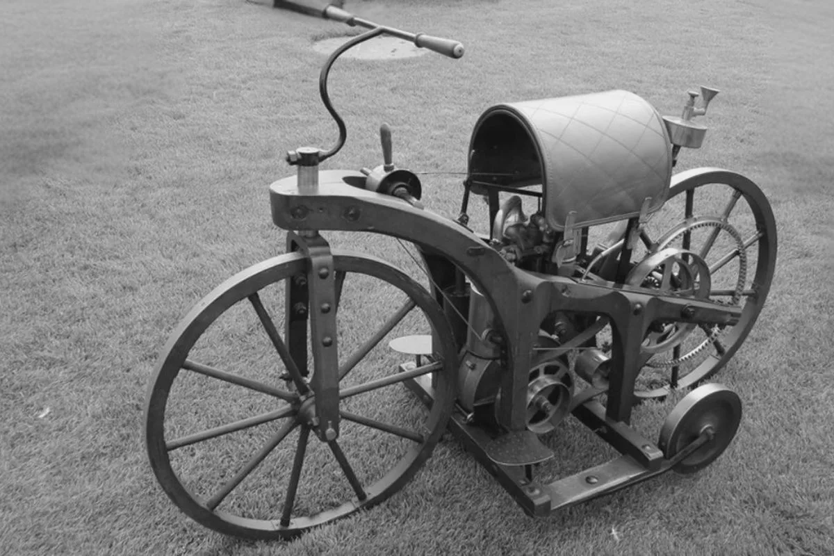 Top Speed Asli Motor Pertama di Dunia