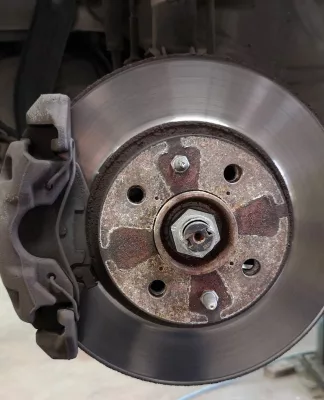 penyebab kampas rem habis