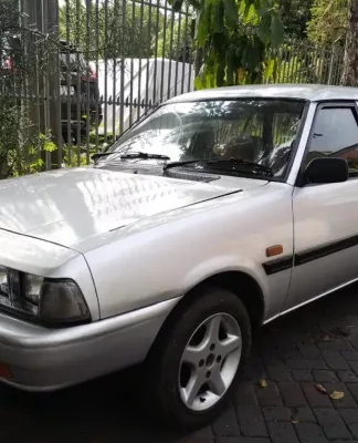 spesifikasi mazda vantrend