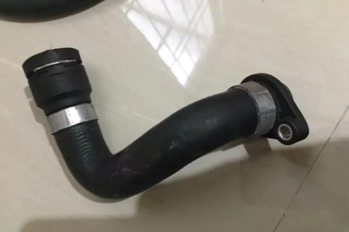 Tips Perawatan agar Selang Radiator Lebih Awet