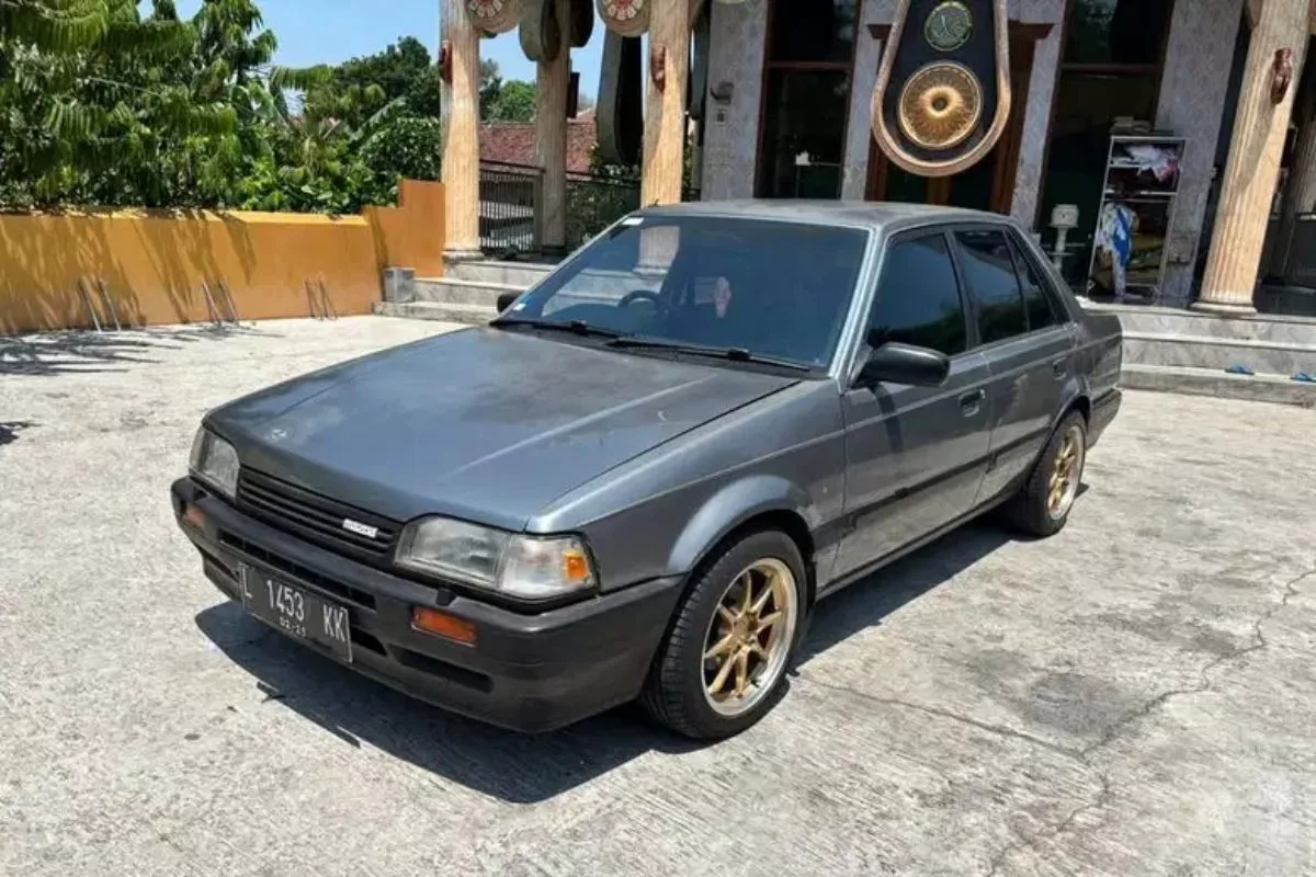 Harga Mazda 323 Bekas 