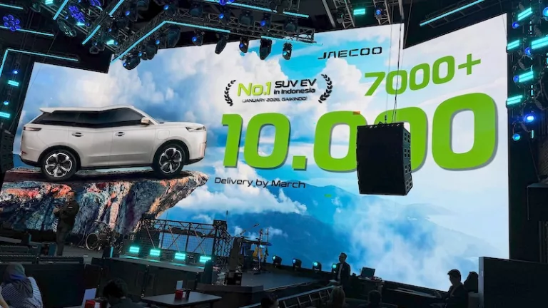 JAECOO Kirim 7.000 Unit J5 EV ke Garasi Konsumen