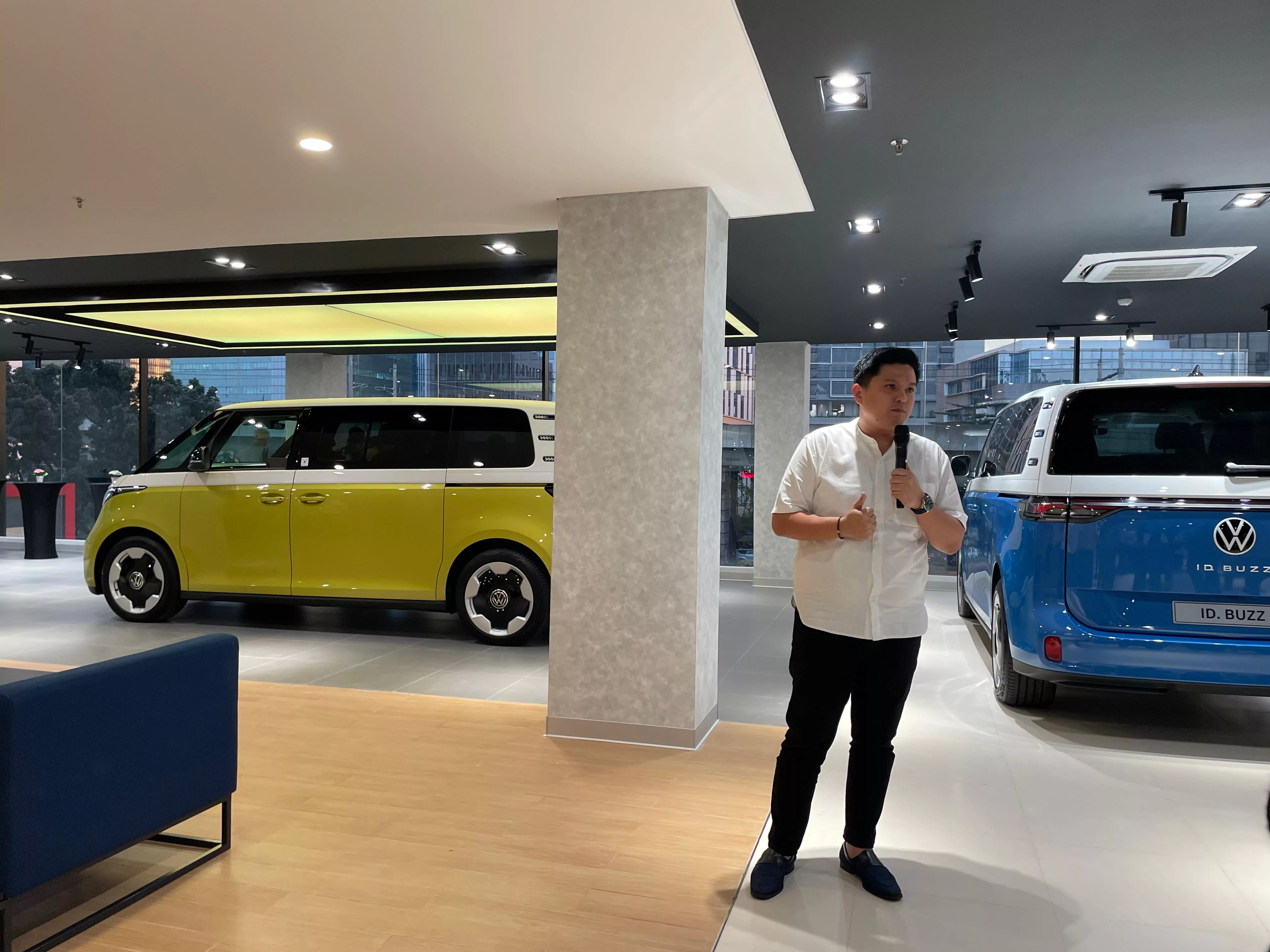 Showroom 3S Volkswagen TB Simatupang