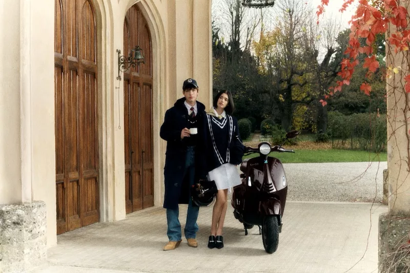 Vespa 946 Horse