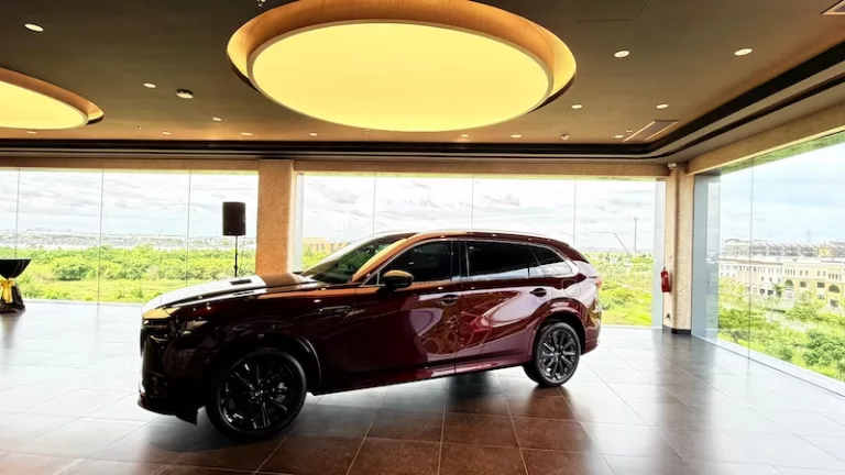 Mazda Buka Diler Megah di PIK 2 Sekaligus Jadi Pusat Pelatihan SDM dengan Standar Global