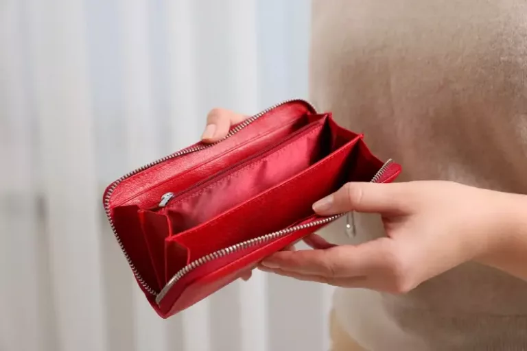 10 Rekomendasi Dompet Wanita Lokal Harga Rp200 Ribuan