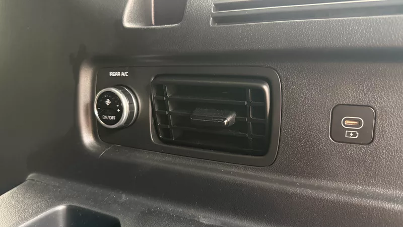 Review Hyundai All New Santa Fe Hybrid XRT