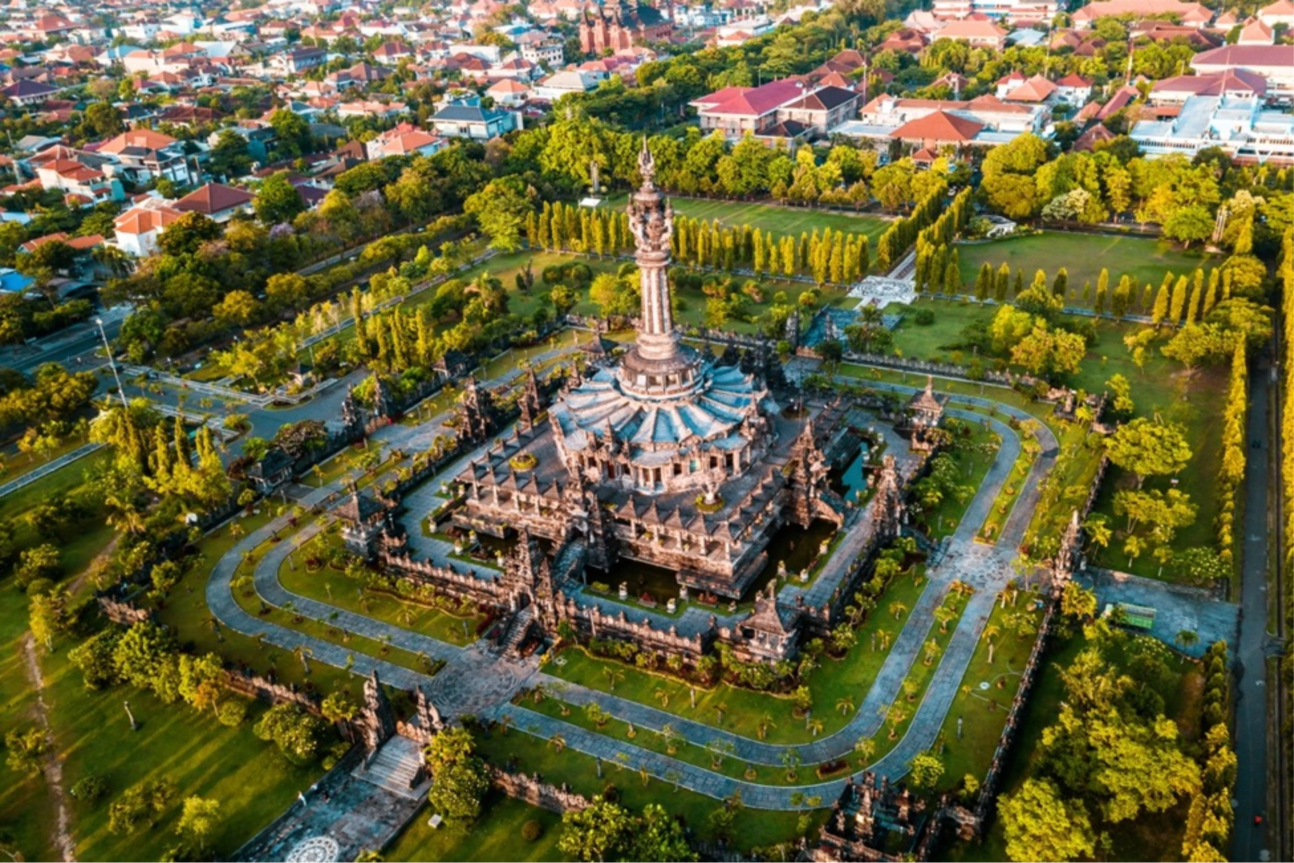 Lapangan-Puputan-Renon