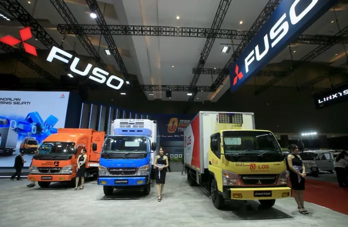 Mitsubishi Fuso Pamer Ekosistem "Zero Down Time" di GIICOMVEC 2026