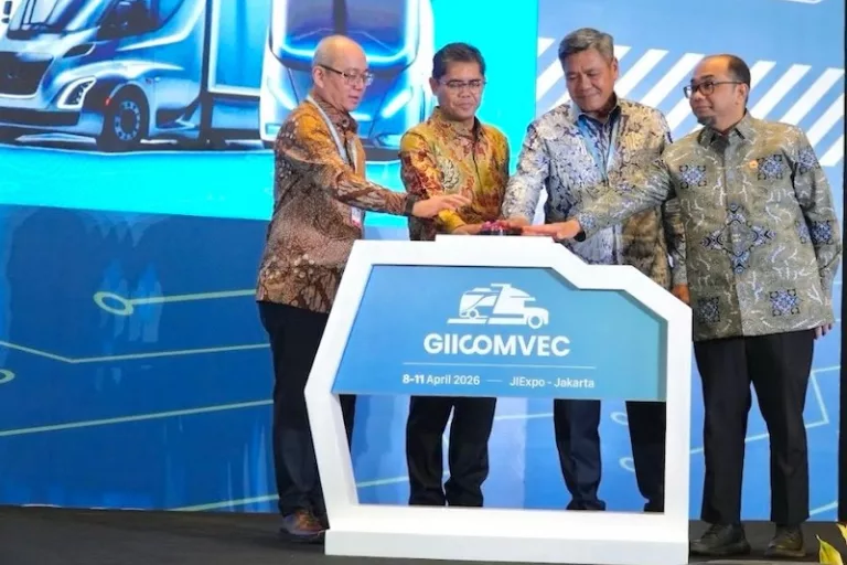 Gebrakan Logistik Nasional! Pameran Kendaraan Komersial GIICOMVEC 2026 Resmi Dibuka di Kemayoran