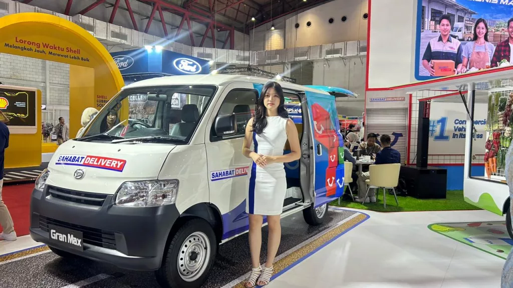 Daihatsu gran max GIICOMVEC 2026