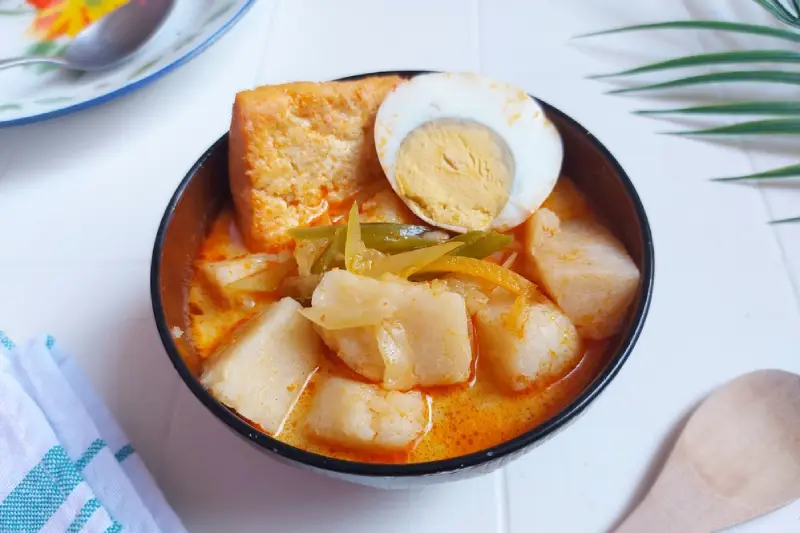 lontong sayur