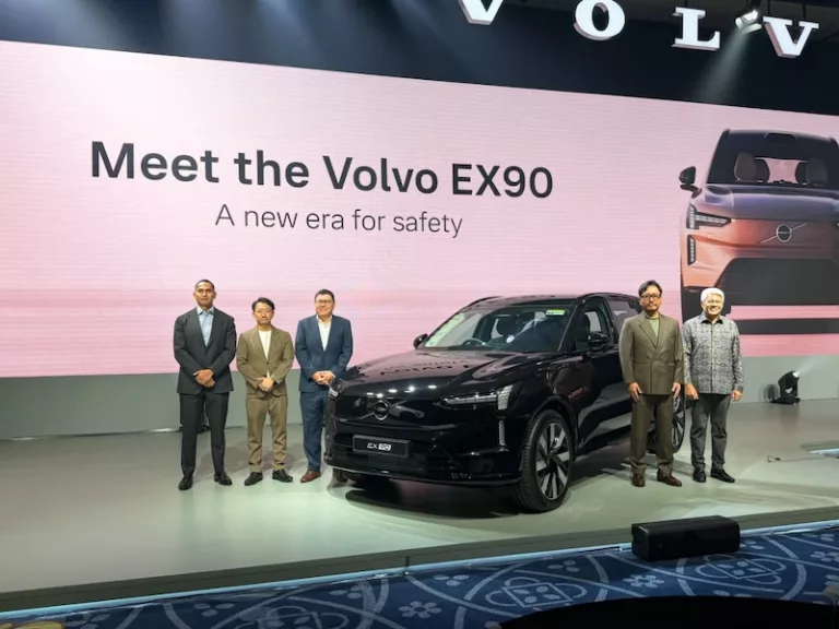 Puncak Kemewahan SUV Listrik Hadir Melalui All-New Volvo EX90, Investasi Tepat Kaum Berduit