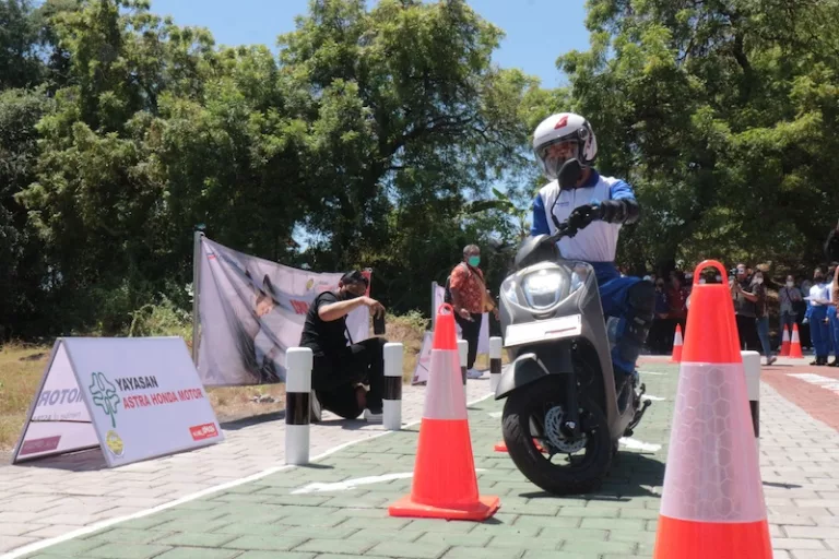 Tekan Angka Kecelakaan Lewat Gaya Gen Z, AHM Gelar Kompetisi Video Pendek Safety Riding 2026 Berhadiah Puluhan Juta