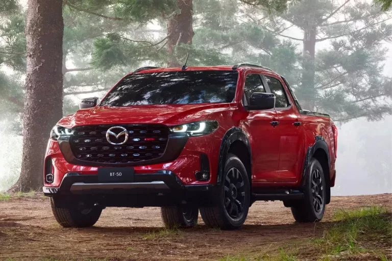 Tangguh Di Jalanan Nyaman Di Kabin,  Bedah Hal Menarik dalam 2025 Mazda BT-50!