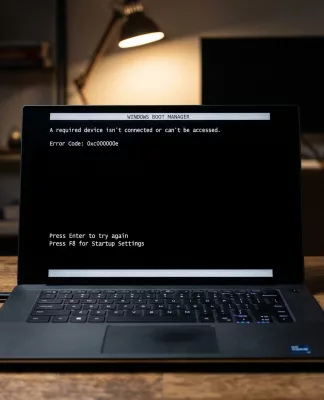 Panduan Lengkap Cara Mengatasi Laptop Black Screen dan Penyebabnya!