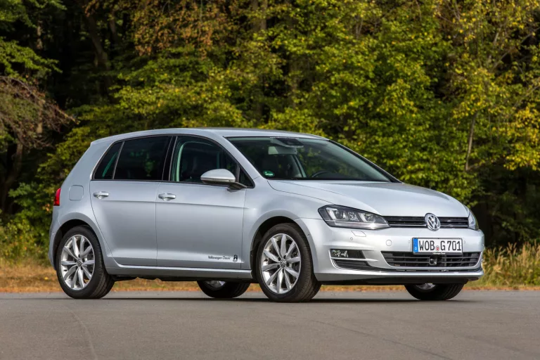 Bedah Silsilah Lahirnya VW Golf, Spesifikasi Mesin dan Fitur Lengkap!