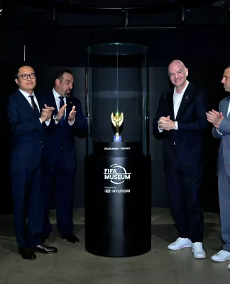 Menelusuri Satu Abad Sejarah Piala Dunia di Rockefeller Center Bareng Hyundai