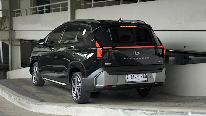 Sering Macet dan Lewat Gang Sempit? Ini Alasan Fitur Hyundai Stargazer Cartenz Pas buat Pengendara Lokal Fitur Keselamatan Hyundai New Creta dan Stargazer