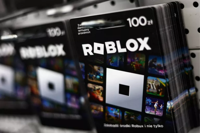 Robux, Daftar Metode Top Up Paling Resmi dan Menguntungkan, Cek Promonya!