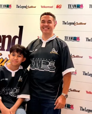 Darah Pembalap Mengalir Deras! Rifat Sungkar Siapkan El Mayka Jadi Penerus Lewat “The Legend Continues” The Legend Continues Rifat Sungkar - El Mayka