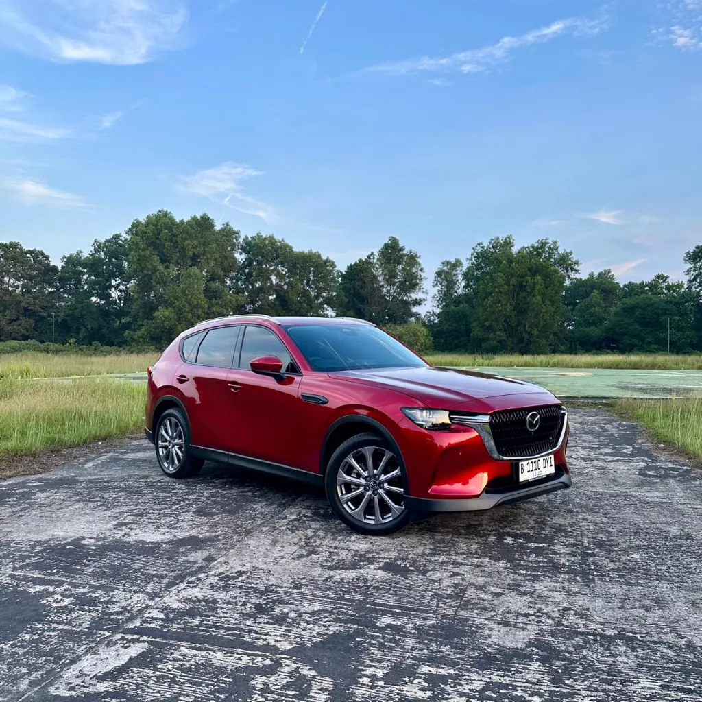 Tampak Depan Mazda CX-60 Sport