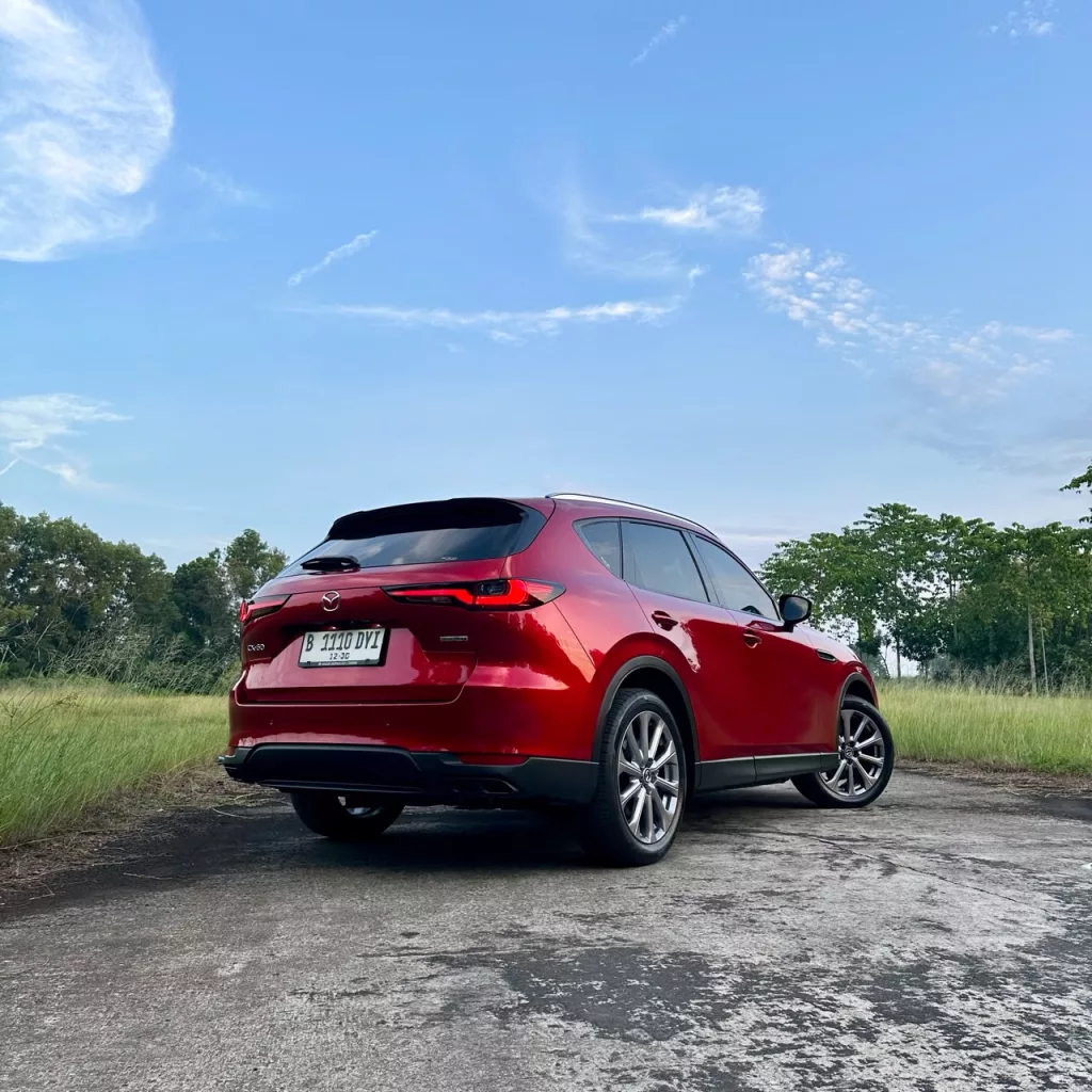 Mazda CX-60 Belakang