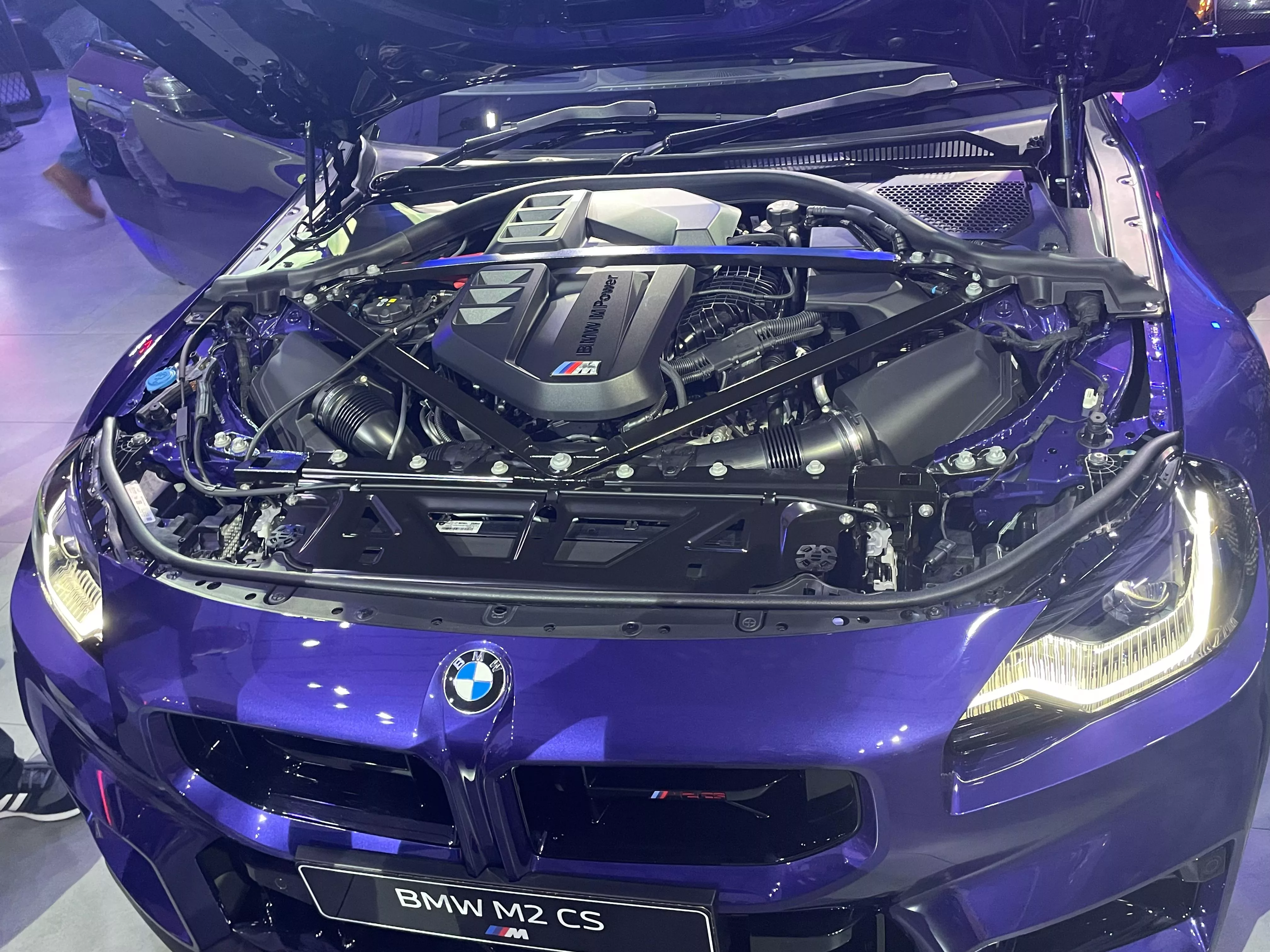 New BMW M2 CS Engine