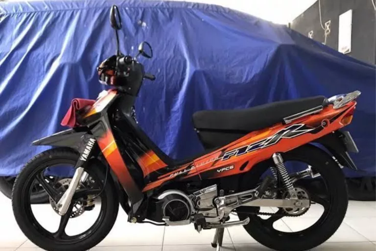 Yamaha F1ZR, Daftar Harga Bekas yang Makin Gila, Cek Kenapa Motor Ini Masih Primadona!