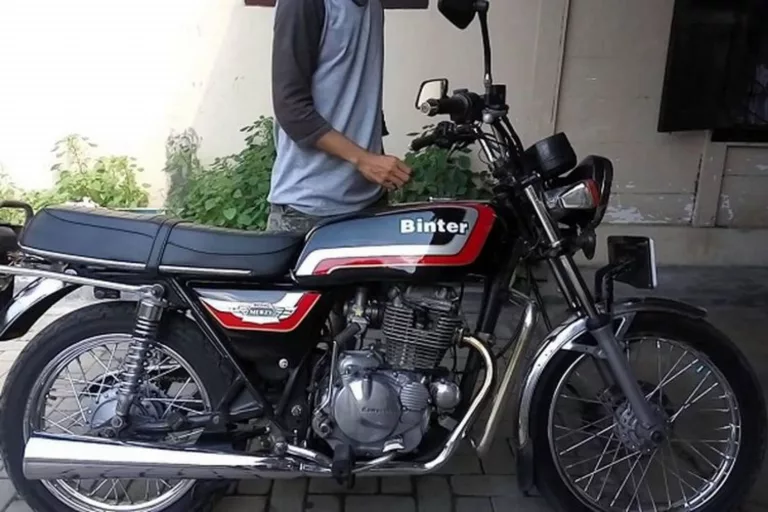 Kawasaki Binter, Bedah Spesifikasi Mesin Dua Tak yang Melegenda dan Super Tangguh!