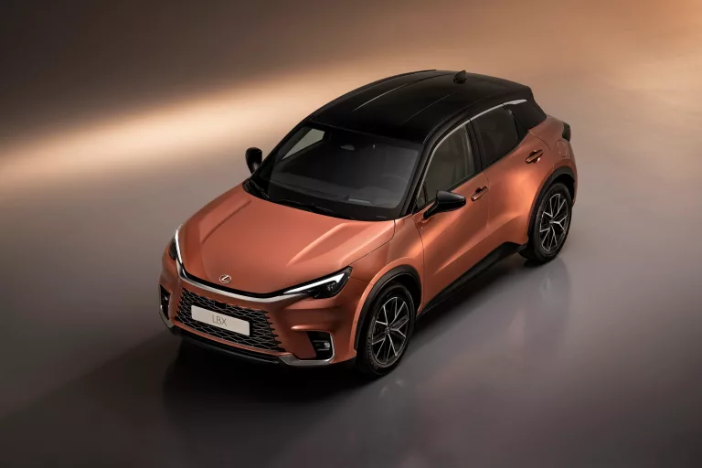 Lexus LBX, Bedah Spesifikasi Hybrid dan Kenyamanan SUV Kompak Premium
