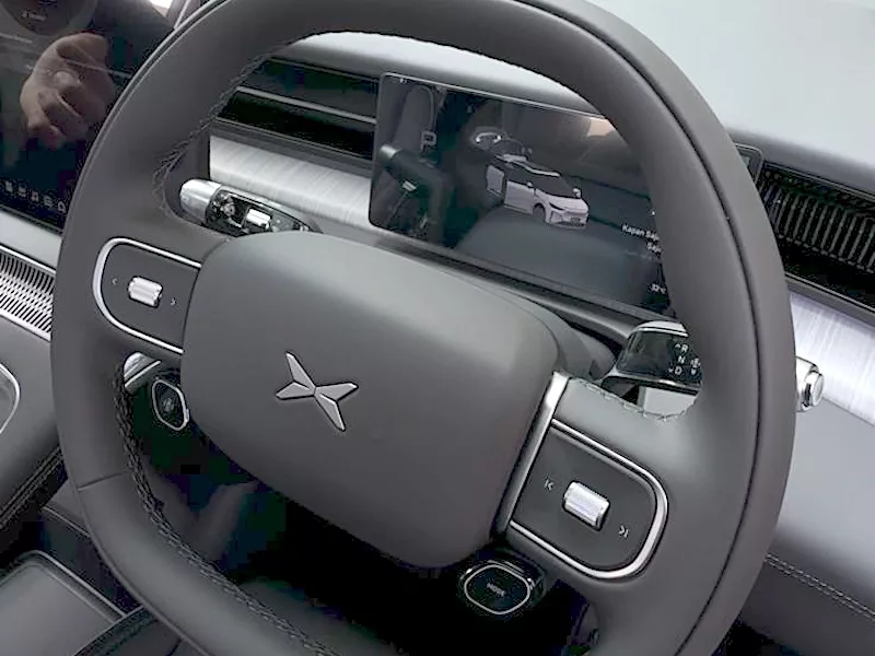 Review Xpeng X9 Facelift