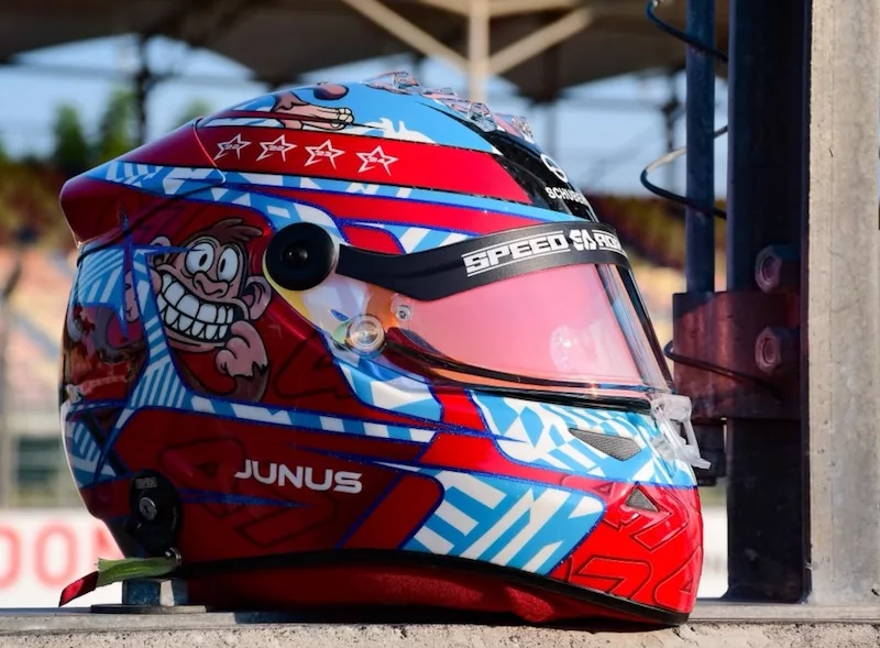 Livery Airbrush Helm Balap