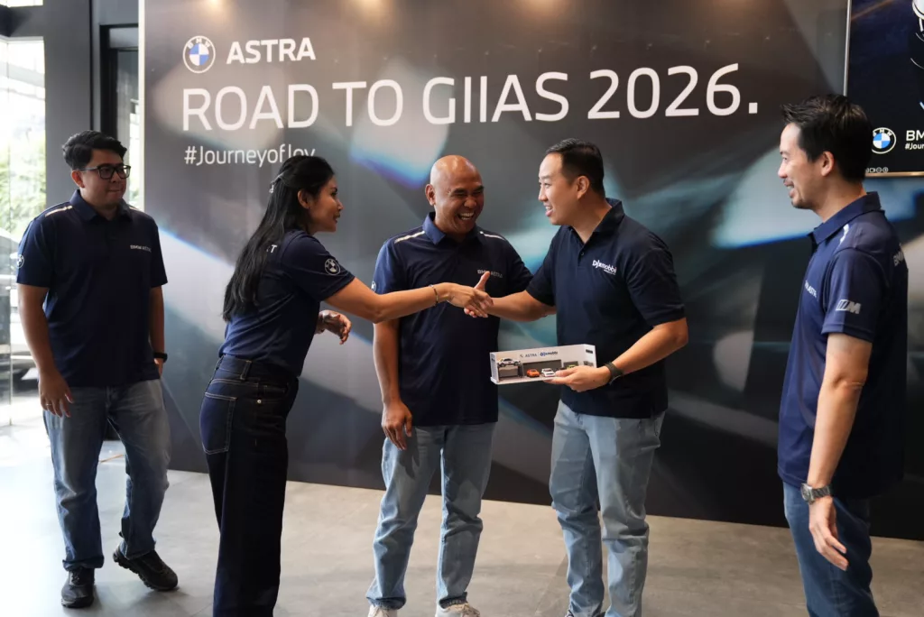 OLXmobbi x BMW Astra GIIAS