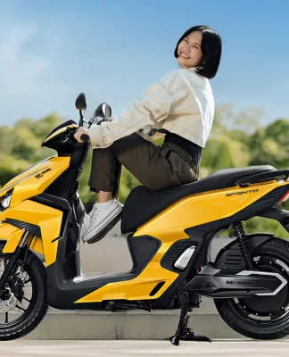 Pilihan Motor Listrik Indomobil Group, Cek Harganya Di Sini!