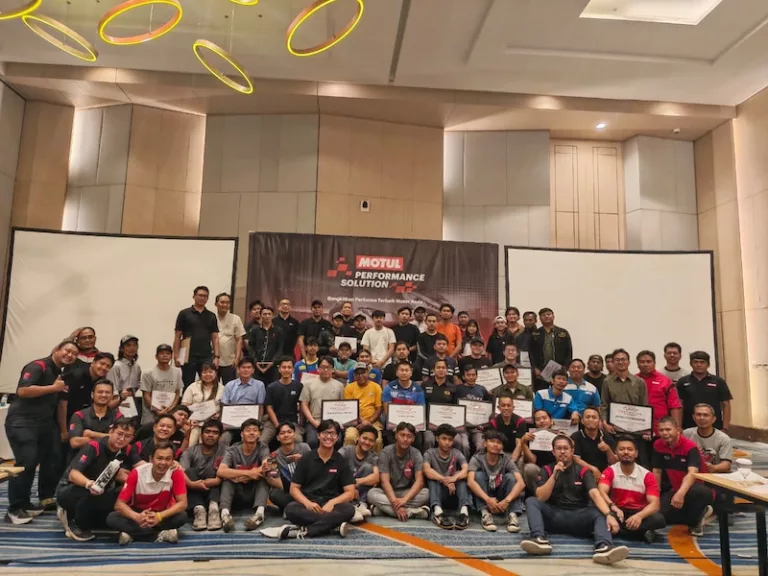 Bengkel Makin Pintar! Motul Indonesia Gulirkan Motul Performance System untuk Edukasi Mekanik Lokal