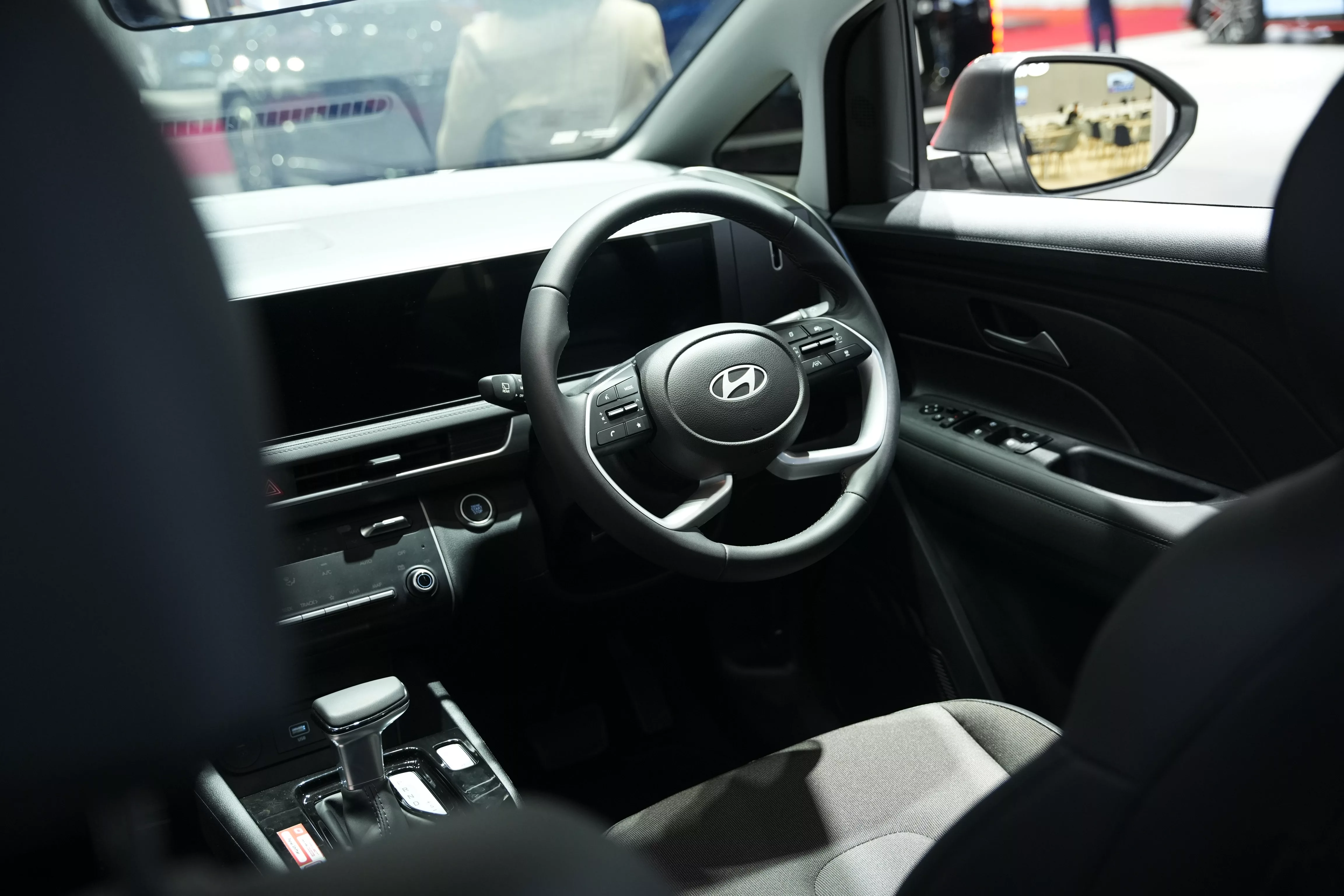 Interior Hyundai STARGAZER Cartenz