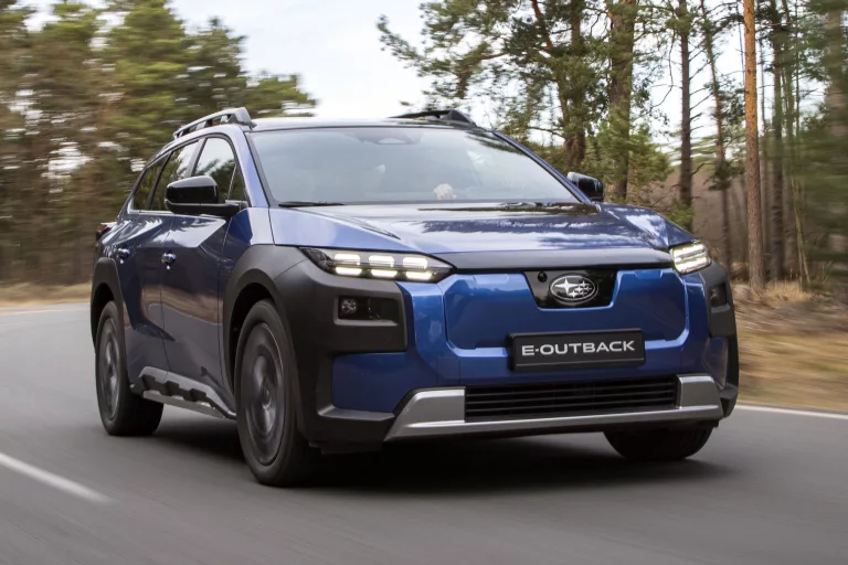 Mulai Ramai Di Pasar Global, Mungkinkah Subaru E-Outback Versi Listrik Memberi Kejutan Di GIIAS 2026? 