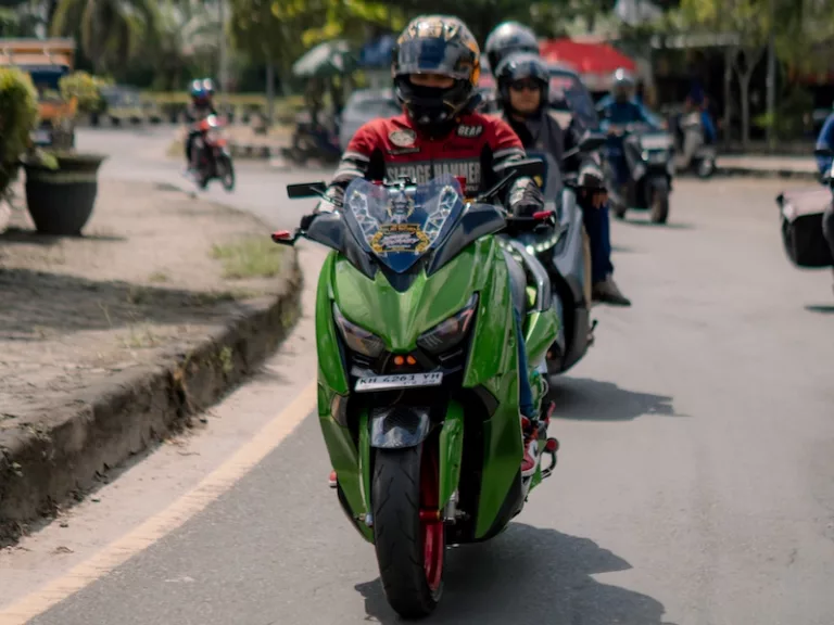 Gen Z di Kalimantan Keranjingan Pasang Aksesoris Motor Yamaha