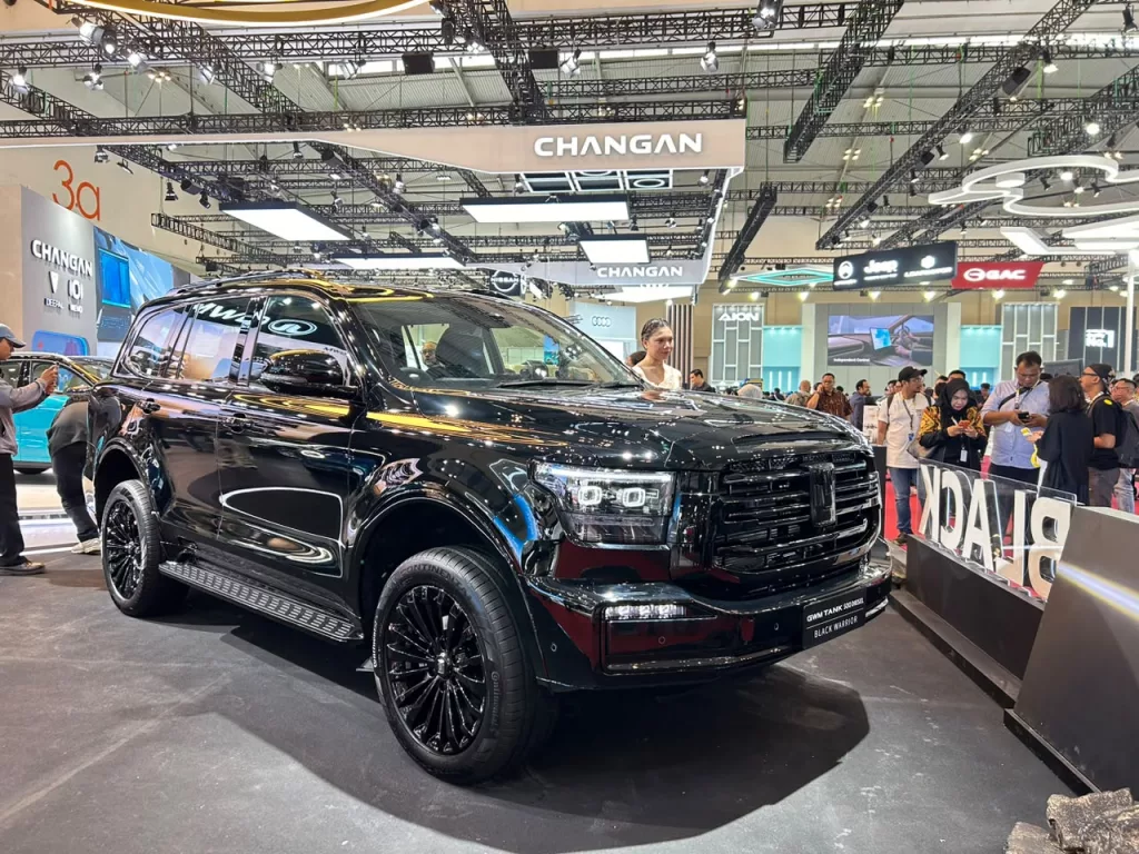 Tank 500 Diesel Black