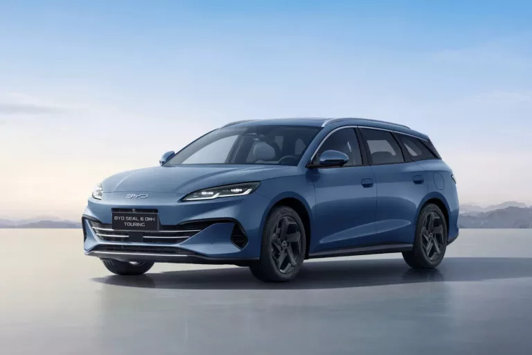 BYD Seal 6 Bakal Meluncur di Indonesia? Simak Bocoran Spesifikasi yang Dinanti di GIIAS 2026!