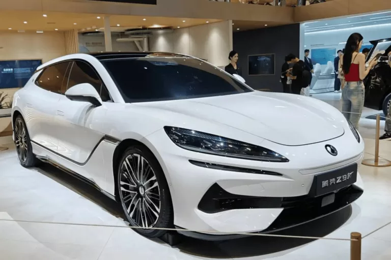 Resmi Meluncur di Cina, Apakah Denza Z9 GT Akan Hadir Pada GIIAS 2026?