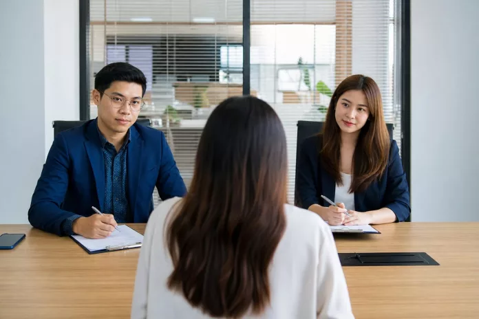 HR Interview vs User Interview, Apa Perbedaannya? Perbandingan HR interview dan user interview dalam proses rekrutmen dan riset pengguna di tempat kerja
