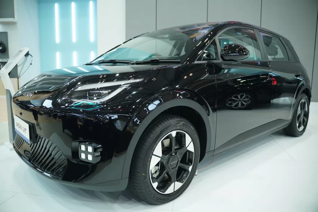 GAC AION UT Black