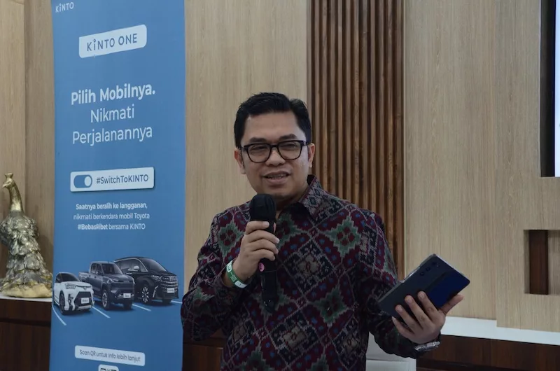 Transjakarta dan KINTO di GIIAS 2026