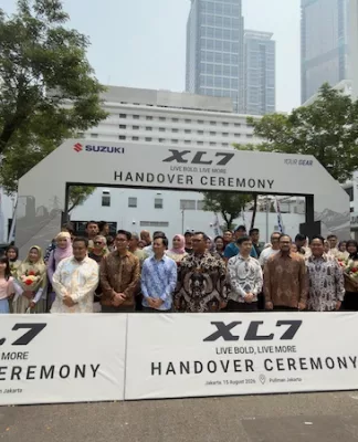 Handover Ceremony Suzuki XL7 dan Testimoi Pemilik Pertama
