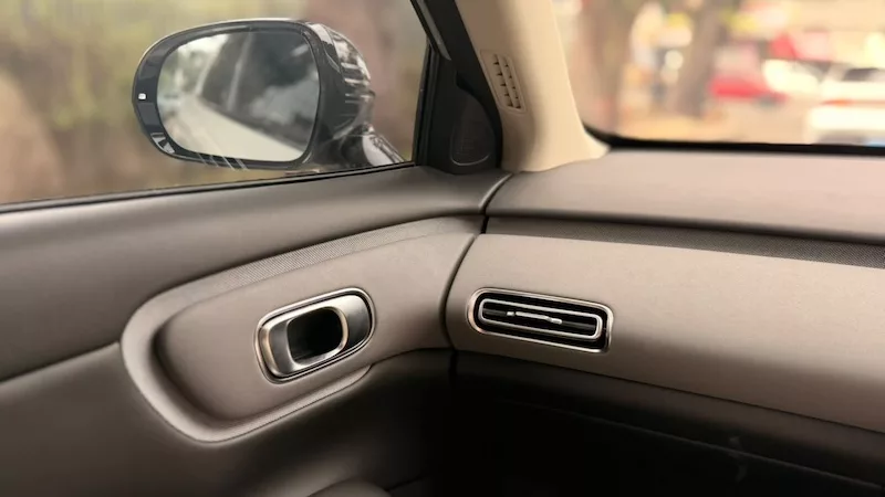Test Drive Changan NEVO Q05