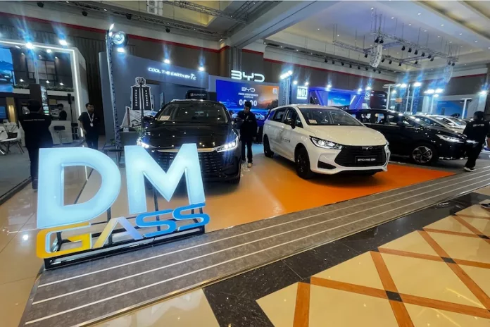 Pabrik Subang Resmi Beroperasi, BYD Bawa Pasukan Mobil Listrik Keluarga ke GIIAS Bandung 2026 BYD di GIIAS 2026